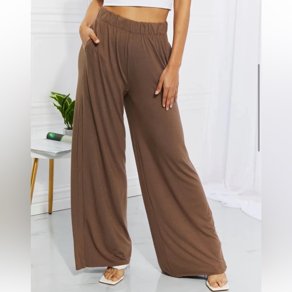NEW•CREME DE LA CREME CURVY CAPPUCCINO WIDE LEG PANTS W/ POCKETS-XL-2X
